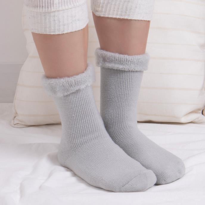 totes Ladies Premium Twin Pack Recycled Brushed Thermal Bed Sock Grey / Oat Extra Image 1
